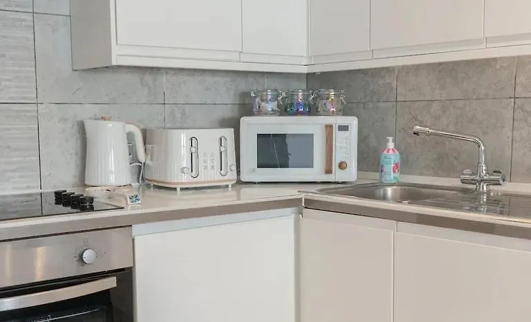 Large Seaside Apartment 1Min From Sea - Sleeps 6 Brighton 0*,  Reino Unido